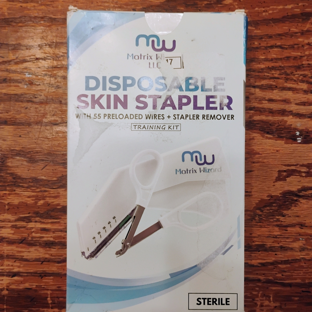Disposable Skin Stapler - White
